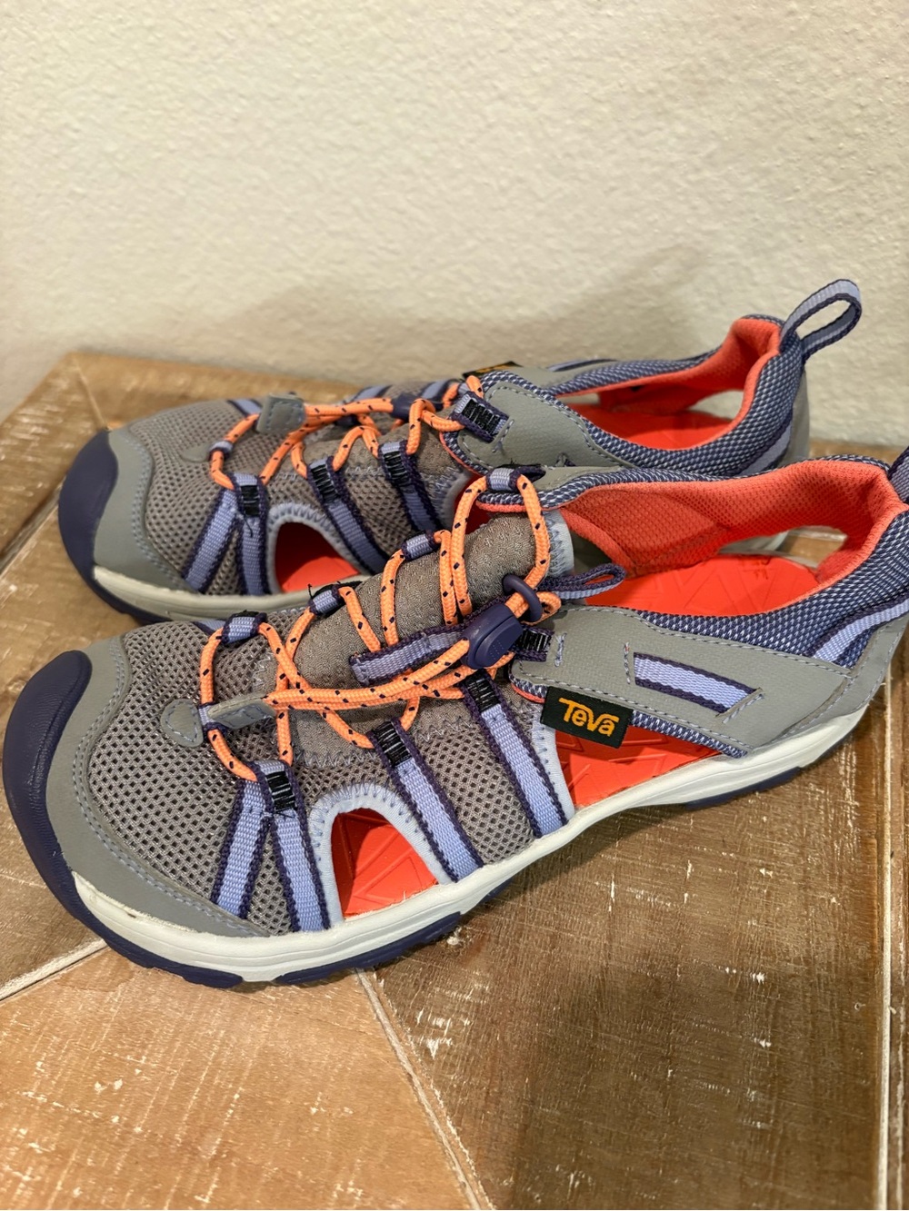 Teva Kids Manatee Closed Toe Water Sandals Size 3 Purple Coral Gray Sport Shoes